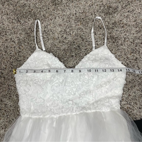 Lulus Graceful Beauty White 3D Floral Tulle Sleeveless Maxi Dress XS NWT - Picture 7 of 9